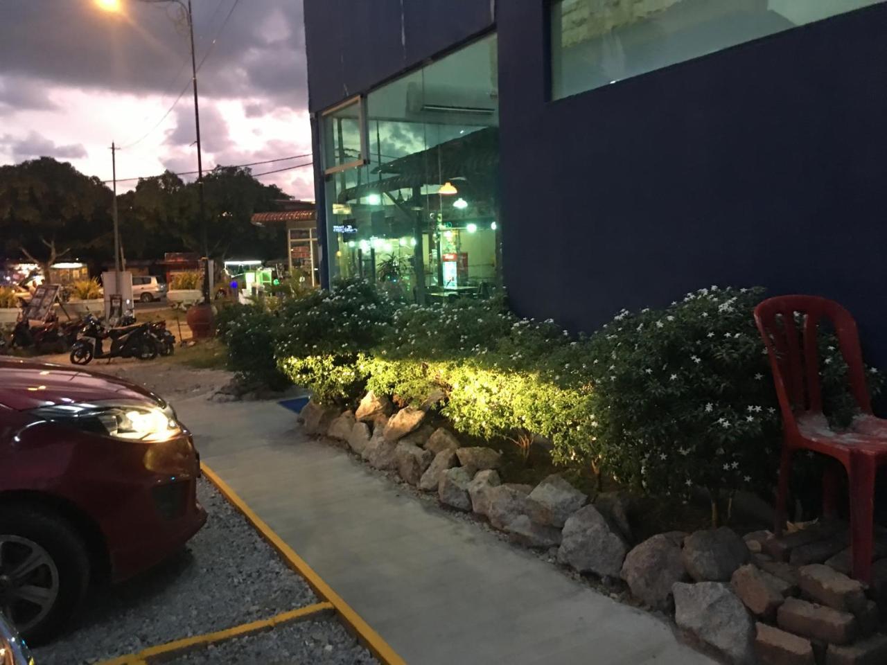 Nu Melati Hotel Pantai Cenang  Buitenkant foto
